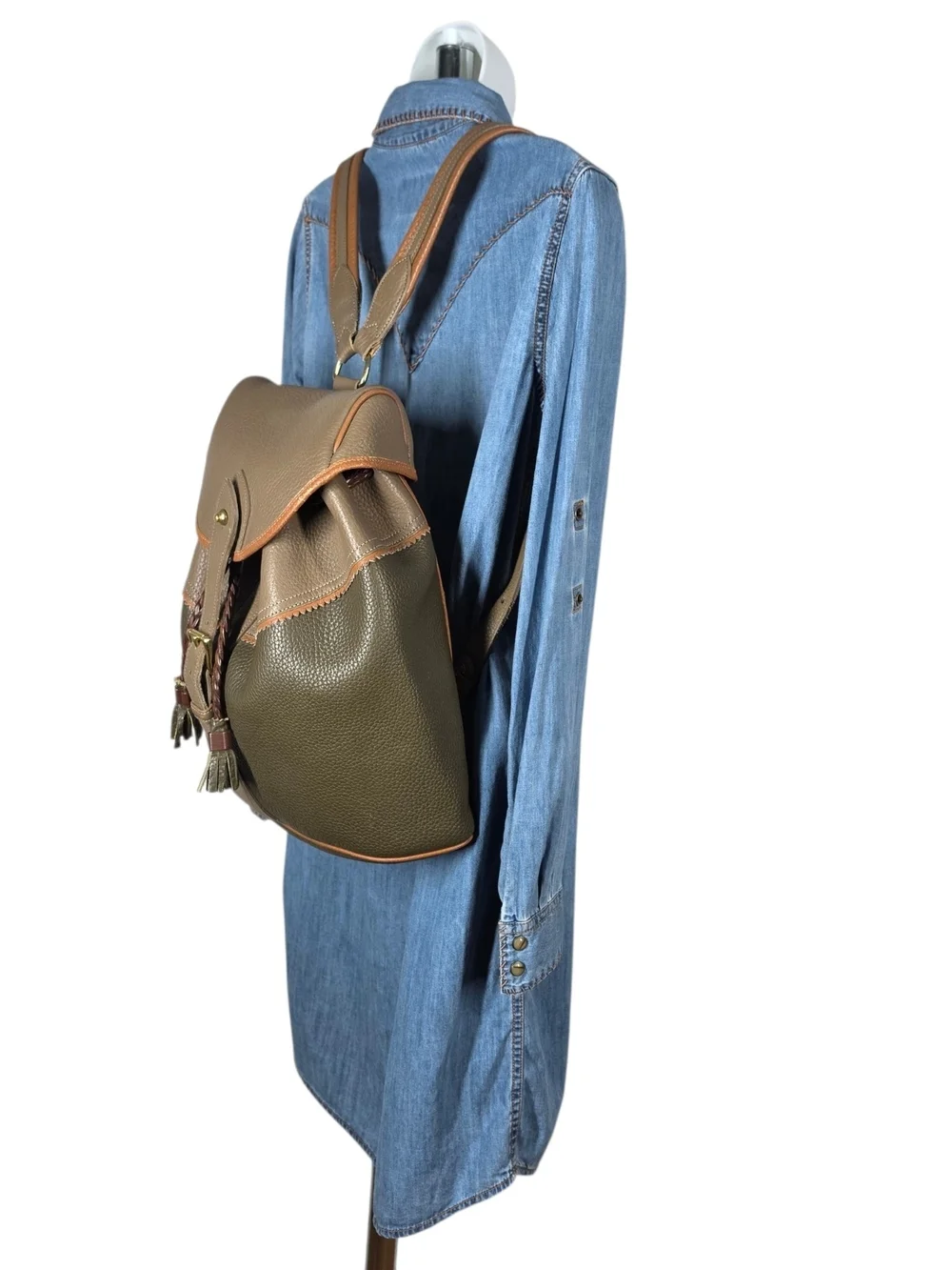 DOONEY & BOURKE PEBBLE LEATHER BACKPACK
